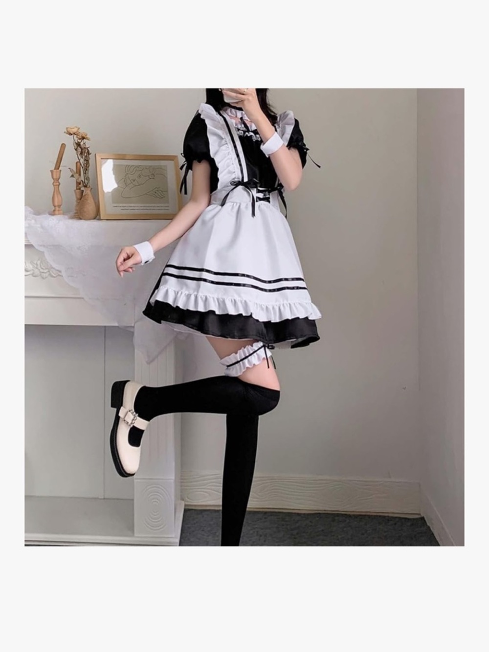 Anime Japanese-style maid cosplay outfit Lolita Costume